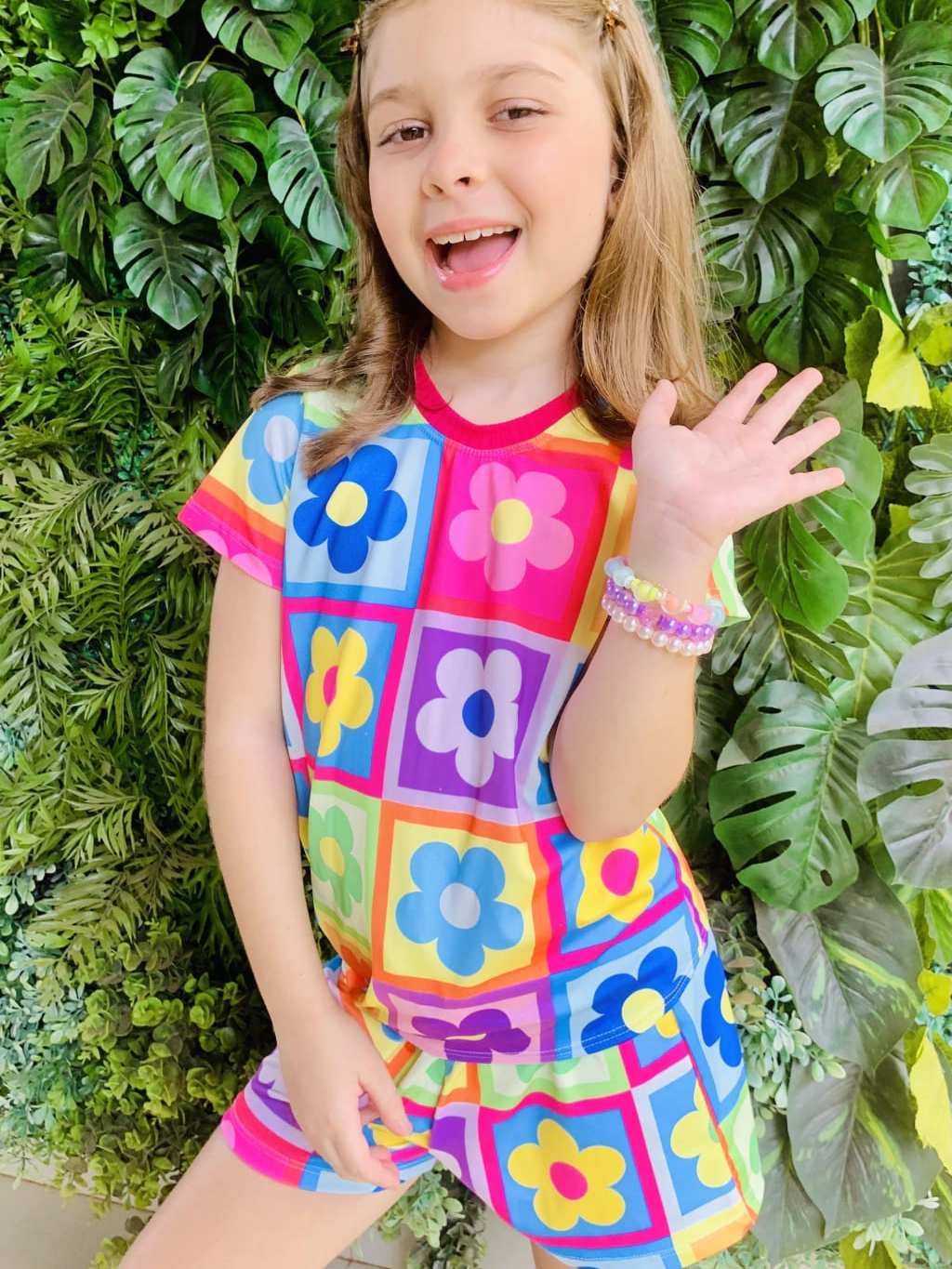 Conjunto Infantil Menina Blogueirinha Short e Blusa Estampa Flor
