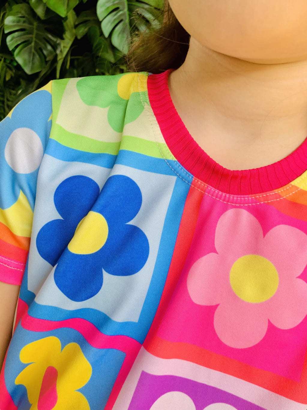 Conjunto Infantil Menina Blogueirinha Short e Blusa Estampa Flor