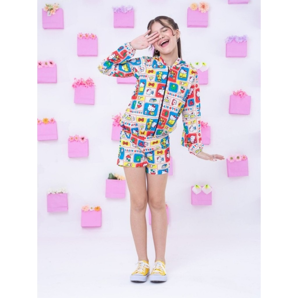 Casaco Blusa De Frio Hello Kitty Conjunto Blogueirinha Feminino Short e Blusa Com Capuz Zíper