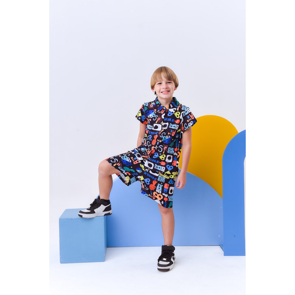 Conjunto Para Menino Infantil Juvenil Blusa Com Gola E Manga Estampa Colorida