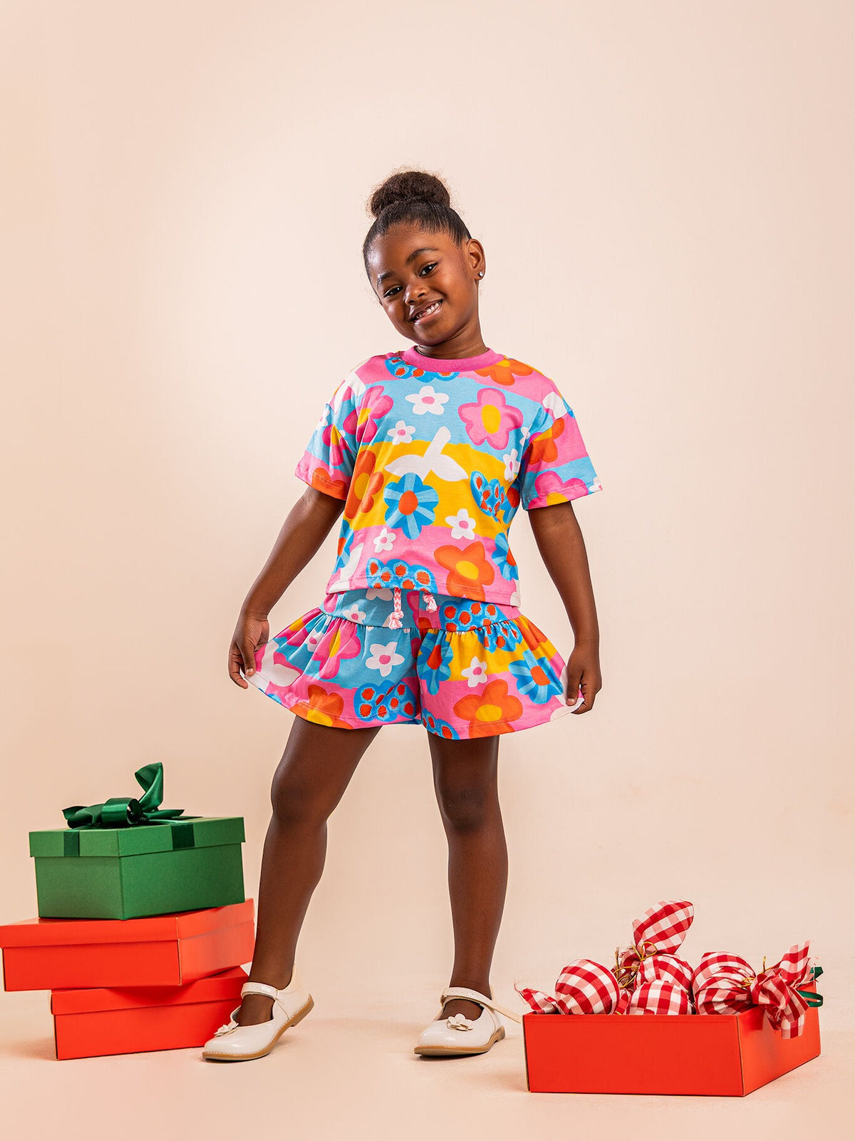 Conjunto Infantil Feminino Camiseta + Shorts Babado Floral Algodão