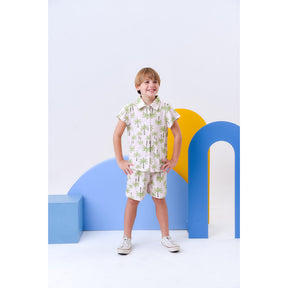 Conjunto Infantil Menino Estiloso Blusa Com Gola E Manga Estampa Coqueiros