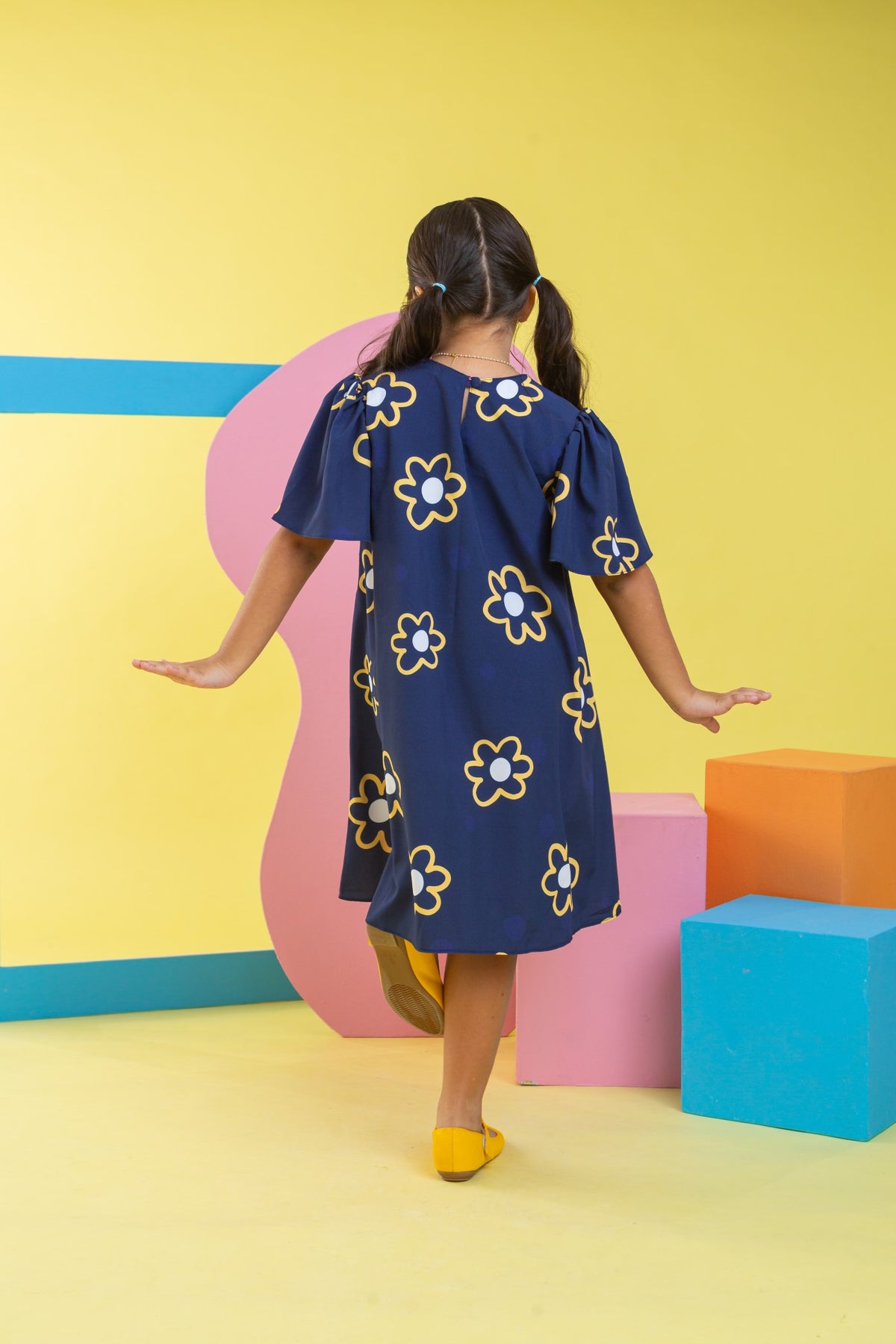 Vestido Trapézio Infantil Menina Azul Flores