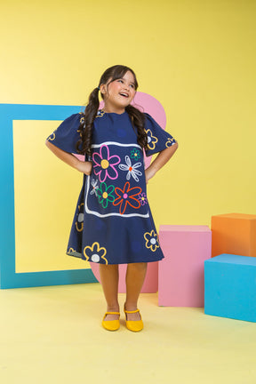 Vestido Trapézio Infantil Menina Azul Flores